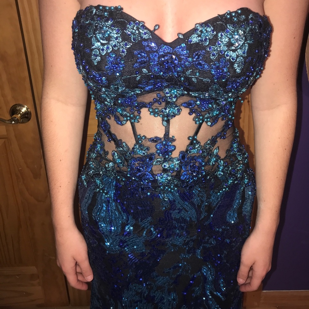 Prom dress